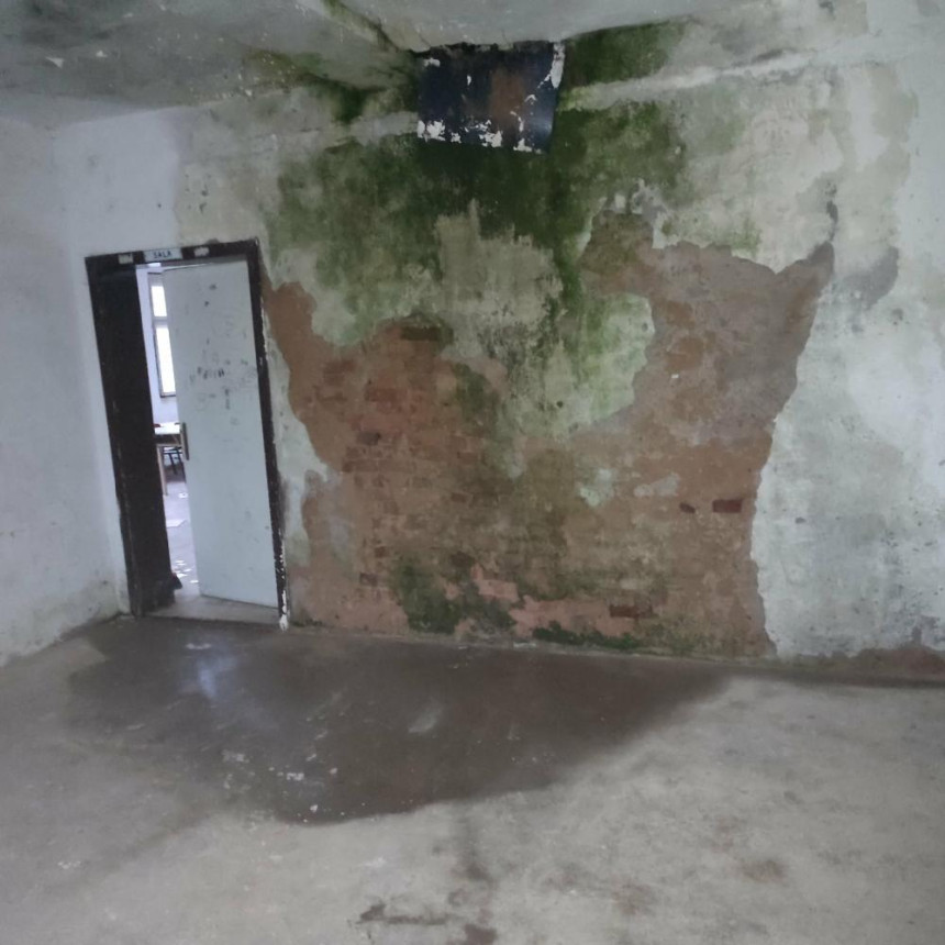 Škola u očajnom stanju, inspektorima bitno da radi!