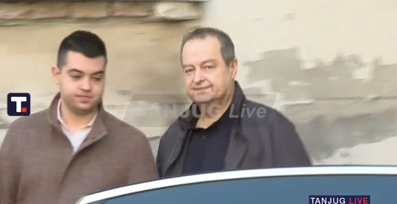 Ivica Dačić izašao iz bolnice nakon skoro dvije sedmice
