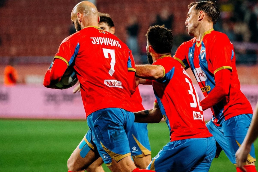 Славље у свлачионици Борца након побједе у Сарајеву