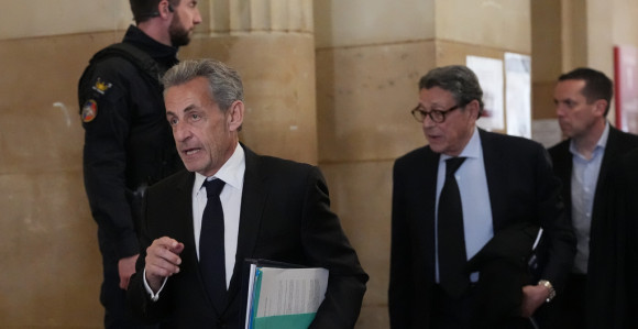 Пред Апелационим судом почео жалбени поступак Саркозију