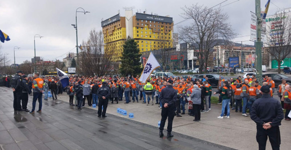 Protest radnika Nove željezare: Zaštitite domaću proizvodnju