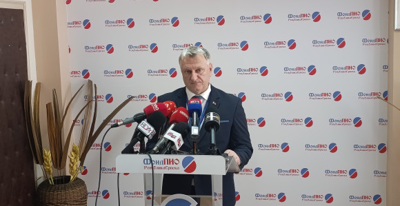 Polovina penzionera prima manje od 552 KM - Čime se hvale?!