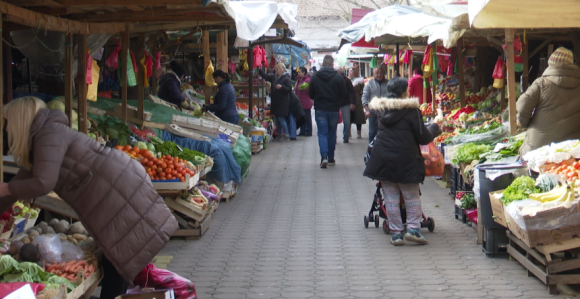 Paprene cijene voća i povrća u Banjaluci: Šta je najskuplje?