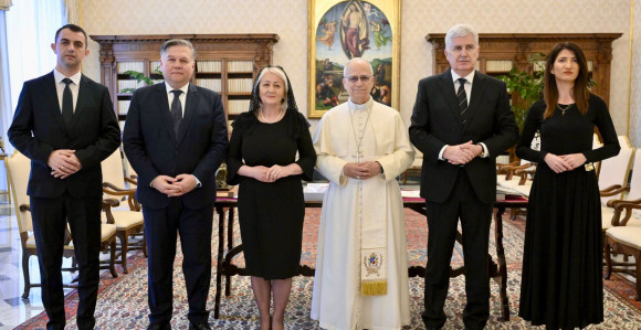 Krišto i Čović kod pape: Pozvali ga da posjeti BiH i Mostar