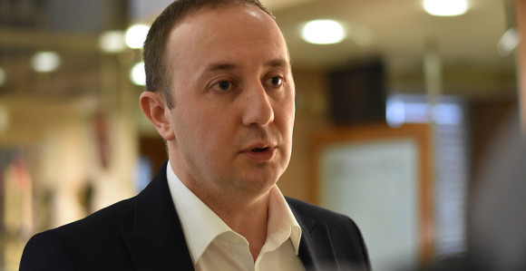 Бодирога пита Додика: Гдје су нестале паре? (ВИДЕО)