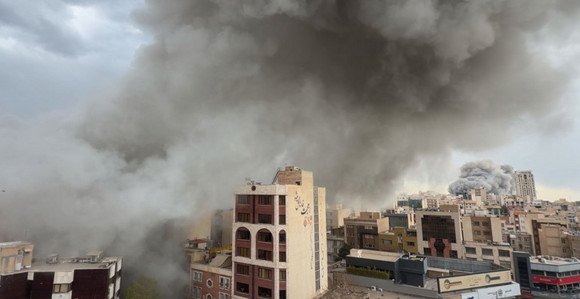 Иран ће гађати куће УСА и израелских званичника у Заливу