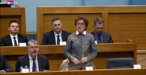 Vidovićeva ponosna što se Srpska zadužila milijardu maraka na Londonskoj berzi (VIDEO)