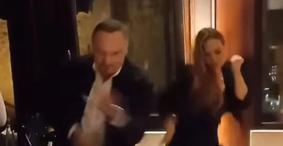 Jelena Tomašević i Knez nasmijali sve urnebesnim plesom