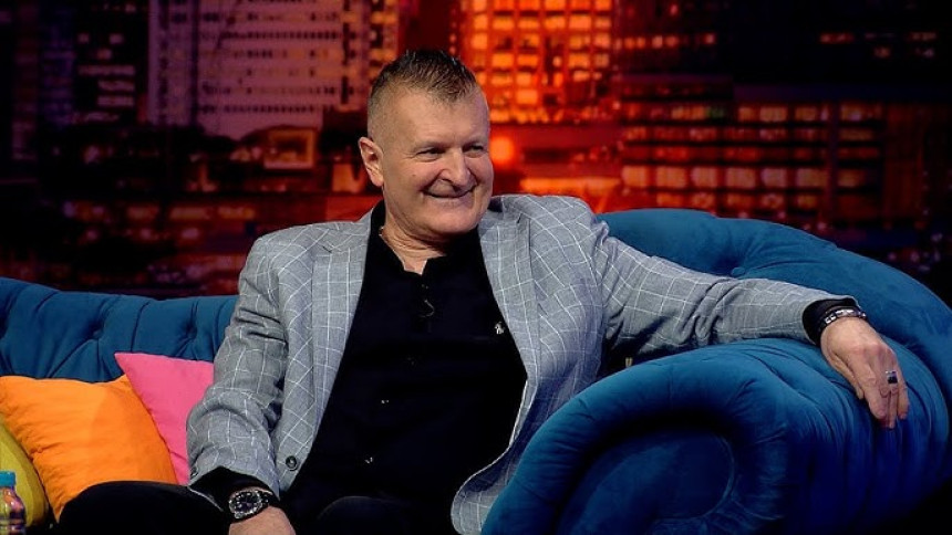 Познати пјевач хитно оперисан, био животно угрожен