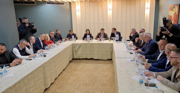 Crnadak: Ključni dogovor opozicije treba da bude kao u Crnoj Gori, a to je da nema saradnje sa režimom!