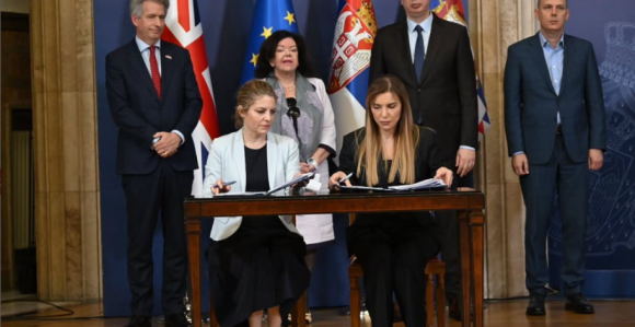 Vučić: Obezbijeđeni su najbolji lijekovi za najteža oboljenja