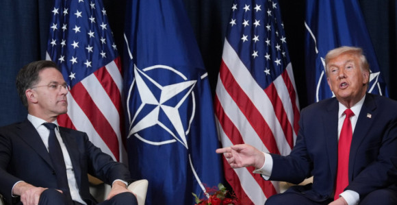 Tramp sa Ruteom o mogućnosti da SAD napuste NATO