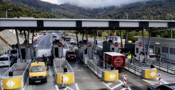 Hrvatska "ukida" rampe, u BiH se po TAG ide pješke