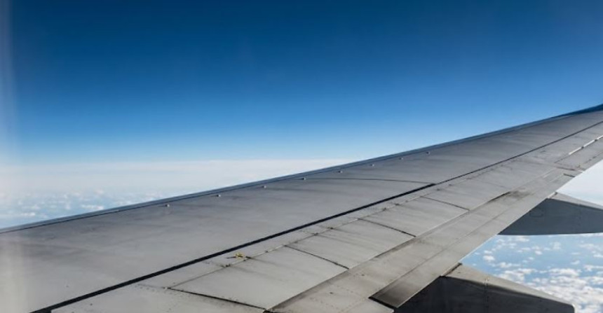 Francuska: Srušio se vojni avion, povrijeđeni piloti