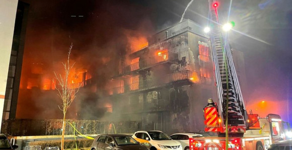 Milano: Veliki požar izbio u hostelu, 80 osoba evakuisano