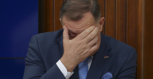 Sud u Strazburu odbio Dodikov zahtjev za obustavu presude o prestanku funkcije predsjednika
