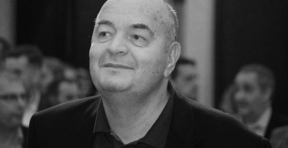 Partizan i navijači odali počast Dušku Vujoševiću