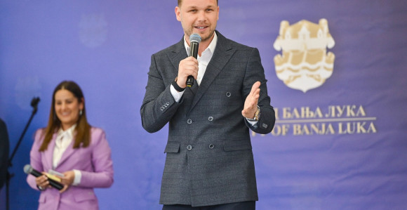 Станивуковић за рођендан БН: Подарили сте нешто велико свијету