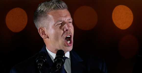 Snimak proslavio Mađara: Tajno snimao svoju ženu