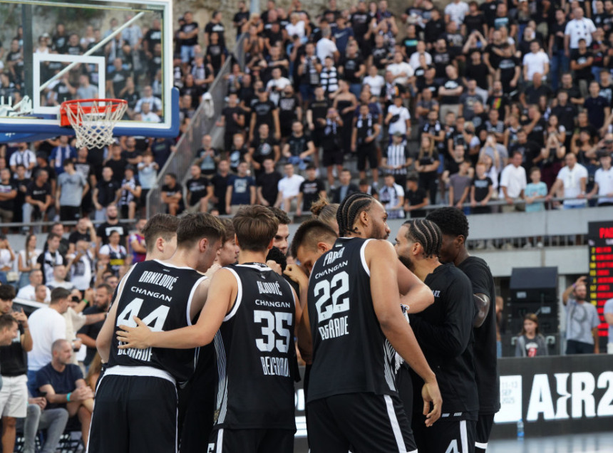 Partizan večeras dočekuju Baskoniju