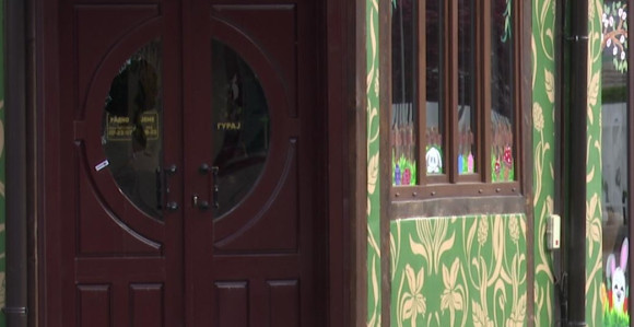 Bačena eksplozivna naprava na lokal u Bijeljini