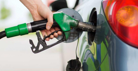 САД обновиле лиценцу за продају руске нафте до 16. маја