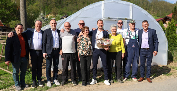 Donacija plastenika kao podrška razvoju sela i poljoprivrede