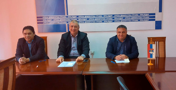 SDS Prijedor: Vlast uzima milionski predizborni kredit