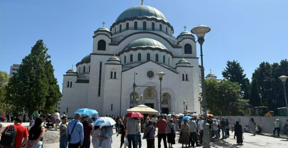 U Hramu Svetog Save podijeljeno više od 400.000 tračica