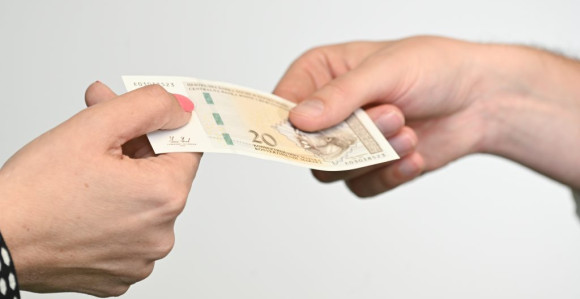 Dnevnice za službena putovanja u FBiH duplo veće nego u Srpskoj
