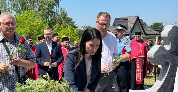 Neprijatno je bilo slušati opravdane zvižduke naroda Miloradu Dodiku