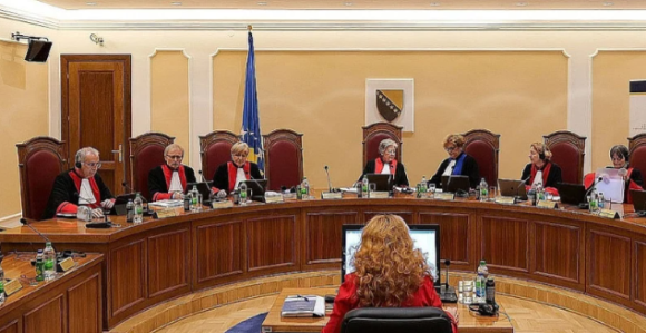 Ustavni sud BiH preispituje zakon po kojem je osuđen Dodik