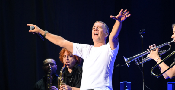 Željko Joksimović u Zetri, veče uz ovacije i emocije