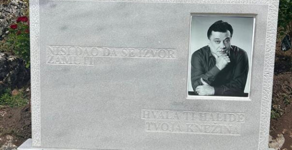 Na Knežak izvoru spomen-obilježje Halidu Bešliću