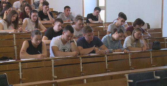 Nema interesa mladih da studiraju ili odlaze van Srpske