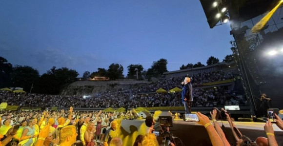 Legenda: U 82. godini prvi put održao veliki koncert
