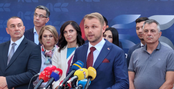 Stanivuković dao podršku kandidatima SDS za predsjednika RS i srpskog člana u Predsjedništvu BiH (VIDEO)