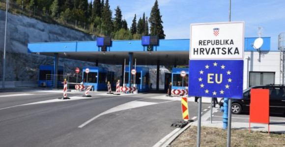 Stao u pogrešnu kolonu na granici, Hrvati ga odmah kaznili