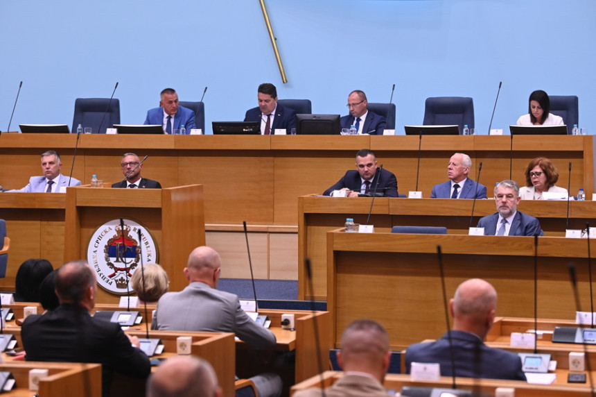 Usvojena Deklaracija o zaštiti vitalnog nacionalnog interesa