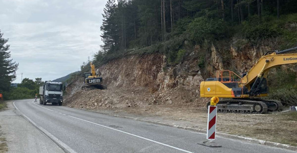 Predizborna obećanja - Dva kilometra puta gradiće tri godine?