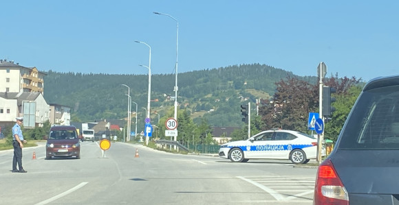 Pojačano prisustvo policije na Palama, legitimišu vozače