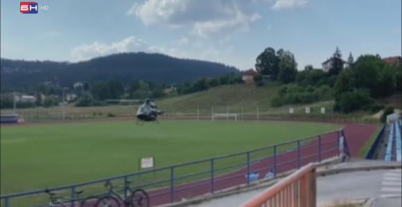 Dodik izigrava predsjednika Srpske, stigao na Pale policijskim helikopterom, obezbjeđivale ga jake policijske snage (VIDEO)
