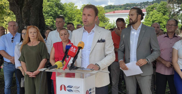Stanivuković u Doboju: Grad bez uprave, dvorane i pozorišta