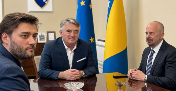 Političari nude prirodne resurse Amerikancima