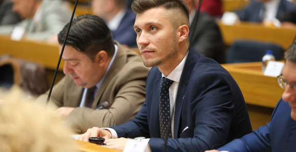 Pobjeda zakona - rektor Gajanin je nezakonito izabran!