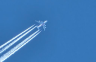 Grom udario u avion u kome je bilo 106 putnika na putu za Beč