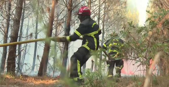 Због пожара у Француској ухапшено 375 људи