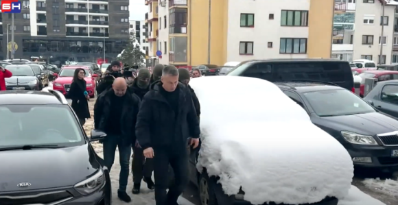 Istraga 20 mjeseci tapka u mjestu, Nešić se sprema za izbore