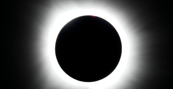 Pomračenje Sunca moguće je gledati bezbjedno