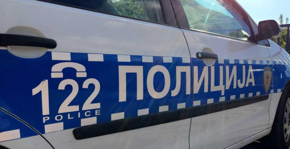Zatekao bivšu suprugu s drugim pa nasrnuo čakijom